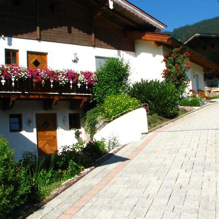 Appartement Lotte Familie Gruenberger Brixen im Thale Exterior photo